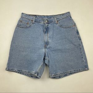 Vintage Levi’s 550 High Waist Wedgie Jean Shorts